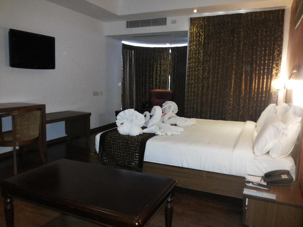 Hotel Milestonnez Sriperumbudur Bilik gambar