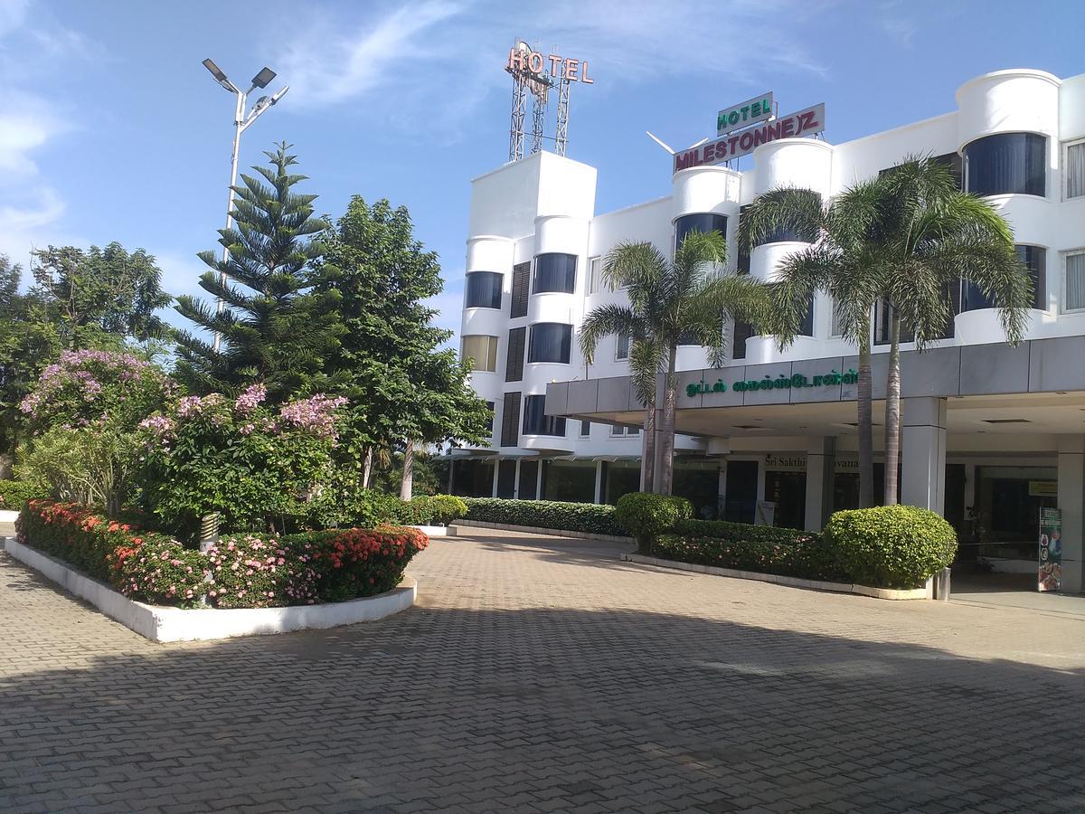 Hotel Milestonnez Sriperumbudur Luaran gambar